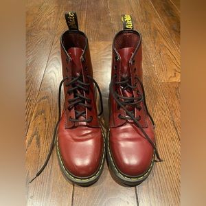 Men’s Dr. Marten’s Boots - Maroon, Size 9